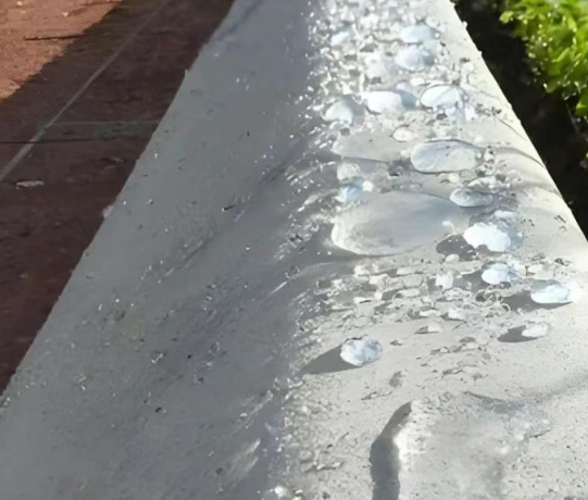 武宣硅烷浸渍涂料在混凝土保护中的应用